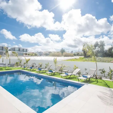 3-schlafzimmer-villa Mit Privatem Pool Im Zentrum By Interhome Casa de Férias Protaras