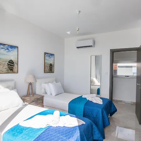 Casa de Férias 3-schlafzimmer-villa Mit Privatem Pool Im Zentrum By Interhome