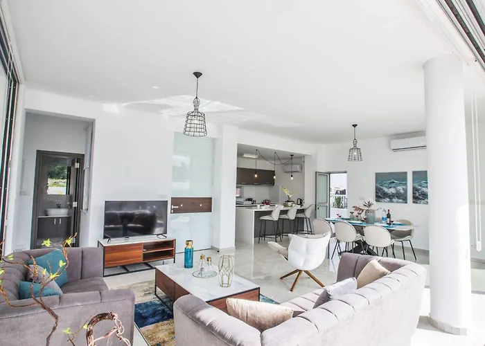 別荘 3-schlafzimmer-villa Mit Privatem Pool Im Zentrum By Interhome *